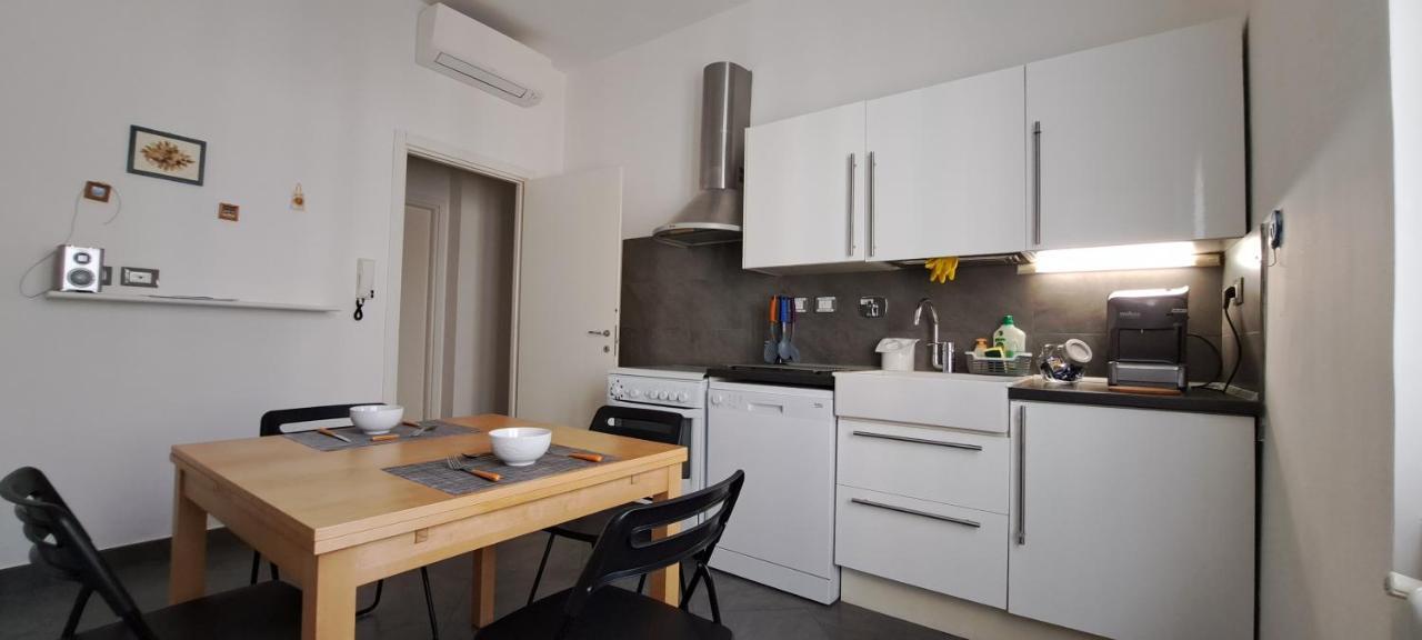 Waterfront Apartment La Spezia Extérieur photo